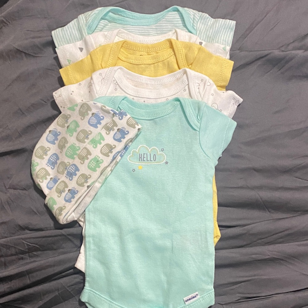Gerber Baby Bodysuits in Mint, Yellow, and White